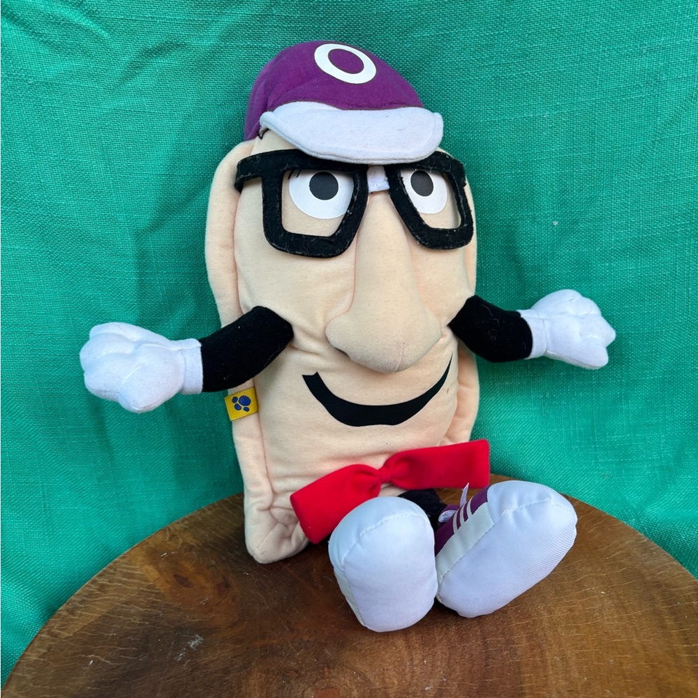 Mrs. T’s Plush (“Oliver Onion”)
